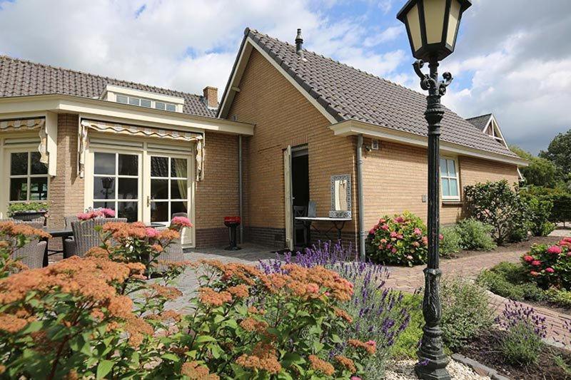 Het Jaarsveldhof Panzió Montfoort Kültér fotó